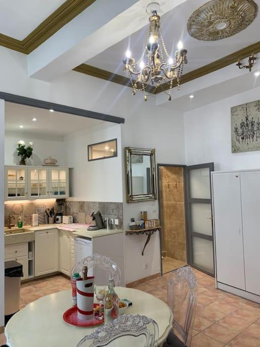 Magnifique Appartement Plein Coeur Avignon Intra-Muros Zewnętrze zdjęcie